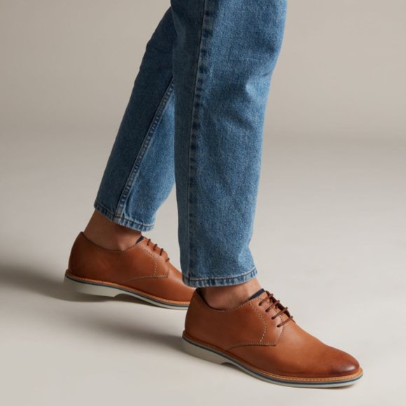 clarks atticus lace